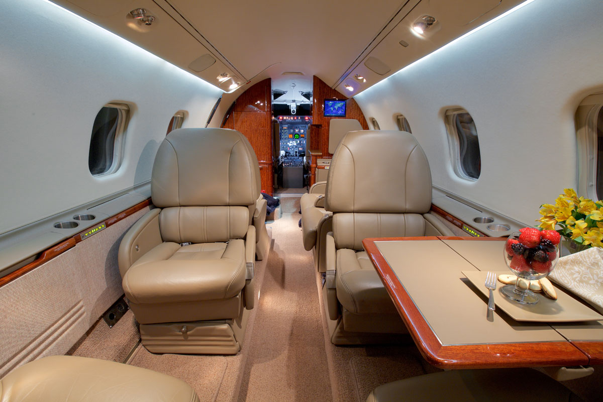 Mid-size Private Jet